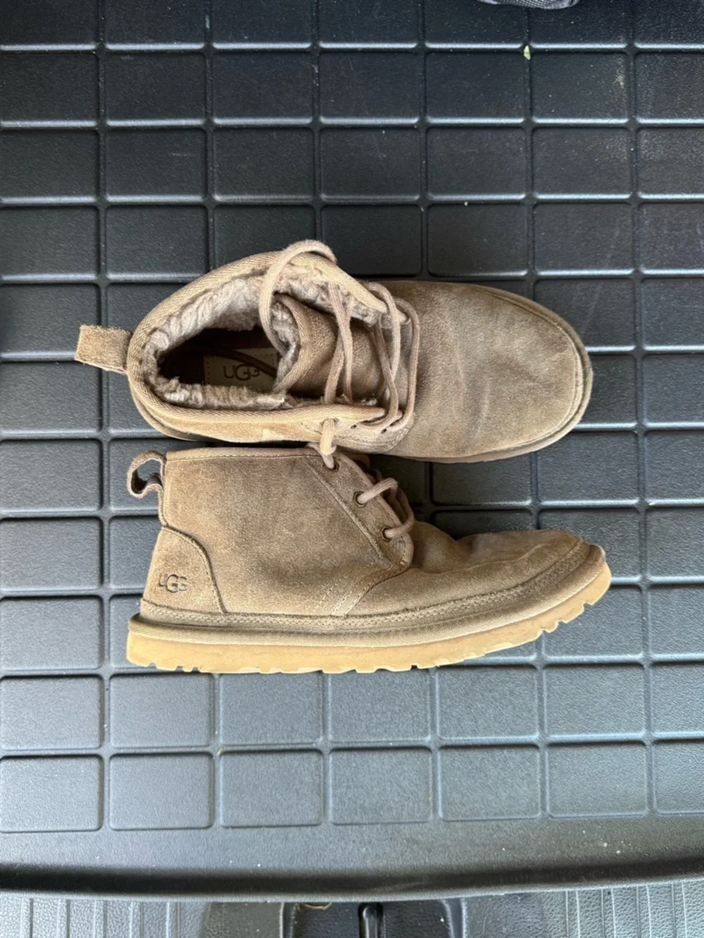UGG Women’s Neumel Suede Chukka Boots in Tan